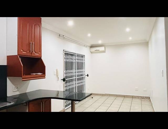 2 BEDROOM PROPERTY TO RENT IN CRAIGIEBURN